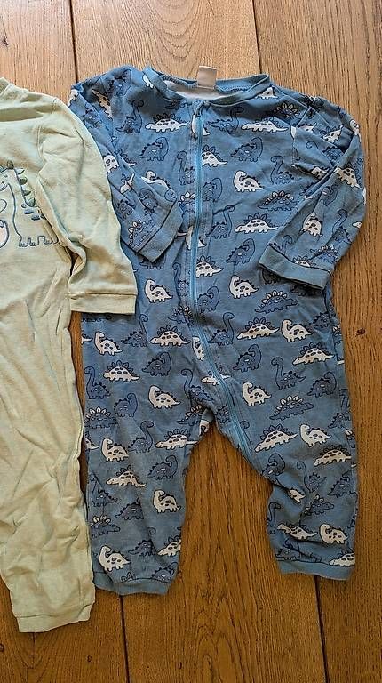 Pyjamas: Pyjamas in Gr. 98 – D'occasion à Zürich par FFinZH 2