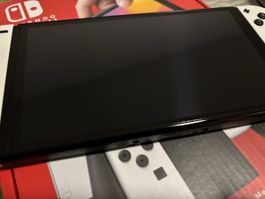 Switch OLED neuwertig 