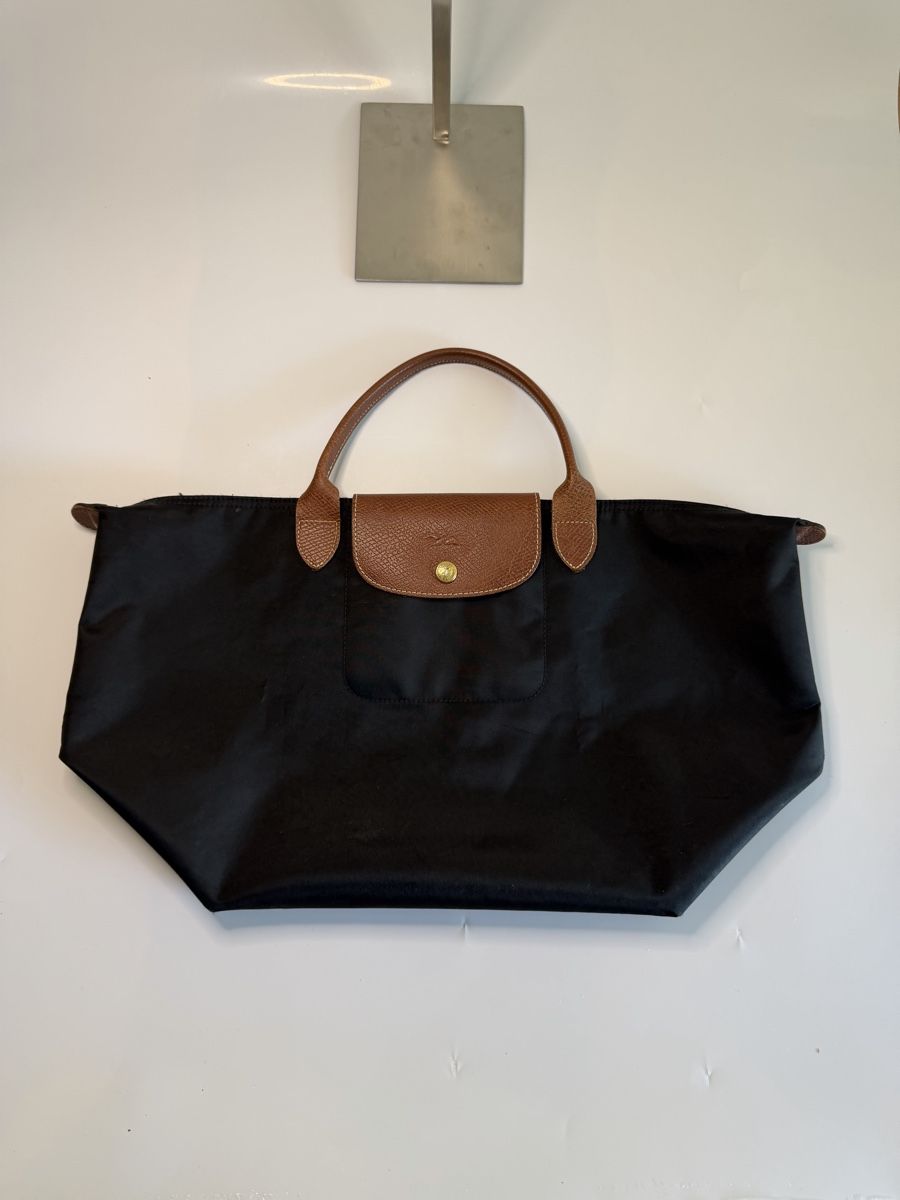 Longchamp Sacs femmes: Original Longchamp Le Pliage M Schwarz – D'occasion à Vionnaz par b_f_d_r_g 2