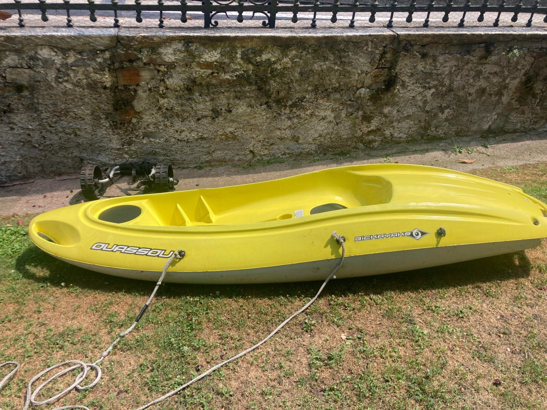 Bateaux: kayak ouassou giallo per fiume – D'occasion à Lugano par fab_qmt5