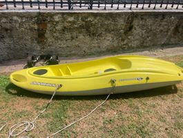 kayak ouassou giallo per fiume
