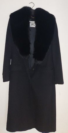 Burberrys Mantel schwarz