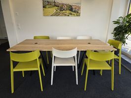 Tisch (Büro / Konferenz)