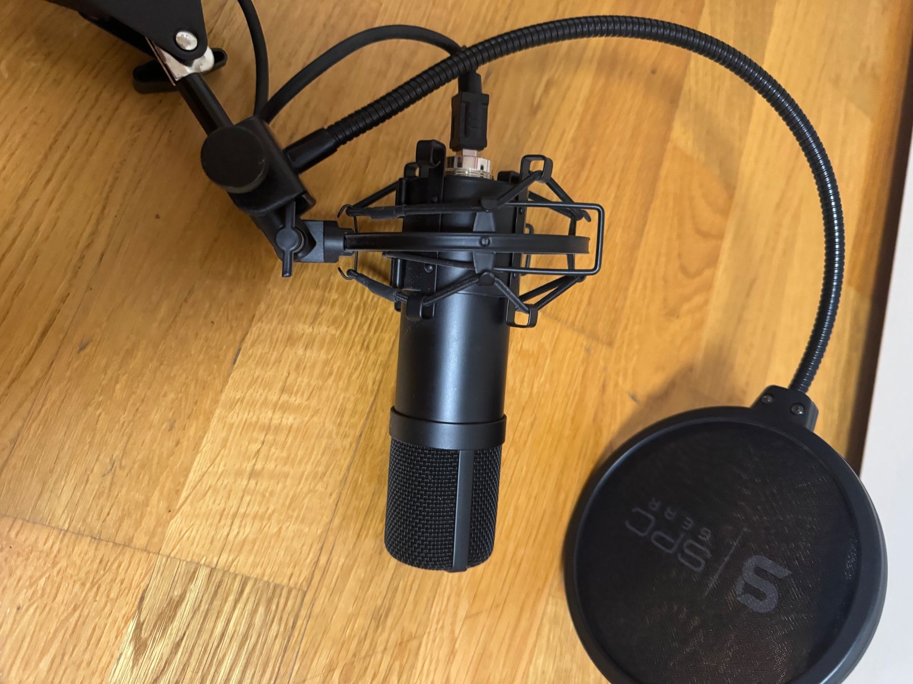 Mikrofone: Mikrofon Set mit Arm und Spinne neuwertig – Gebraucht aus interlaken von zora38 3