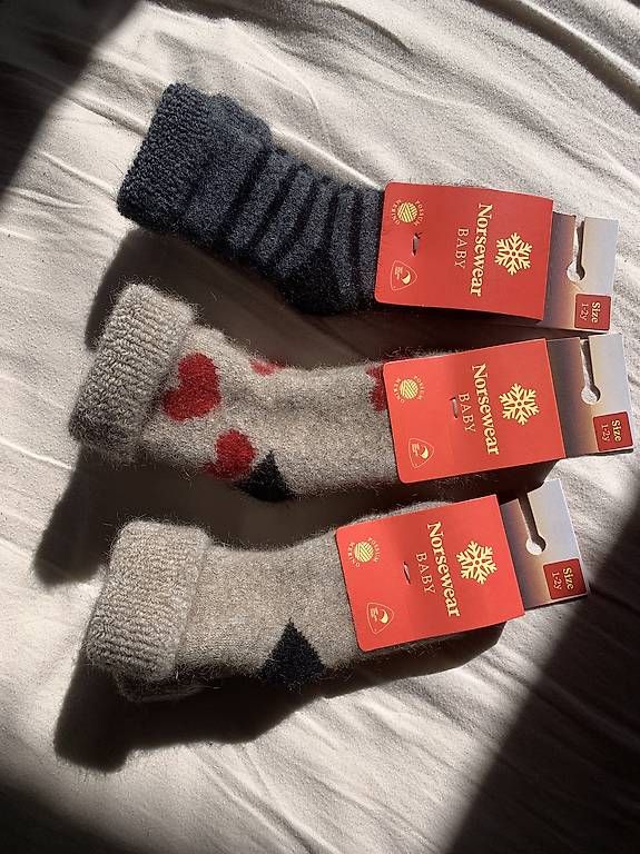 Chaussettes enfants: Baby Socken Gr. 1-2 oder 2-4 Jahren  – D'occasion à Hirzel par Berdice