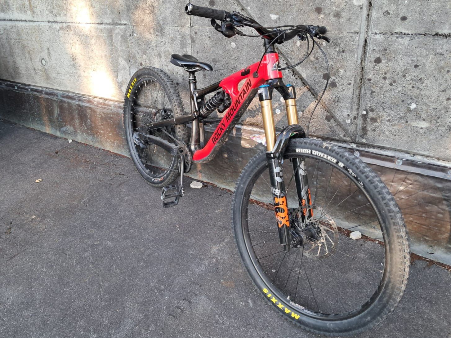 Rocky Mountain Bicycles Biciclette: Rocky Mountain Slayer 27.5 Zoll / Rahmengrösse "S" – Usato da Baar venduto da aerdna84 1