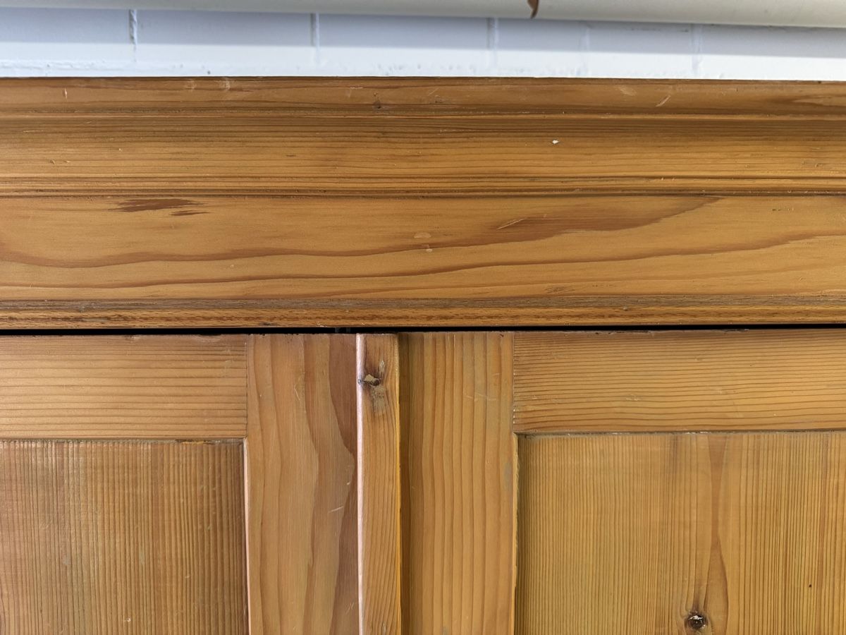 Schränke: Antiker Holzschrank – Gebraucht aus Ebertswil von audivero 4