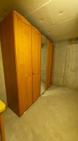Kleiderschrank Holz