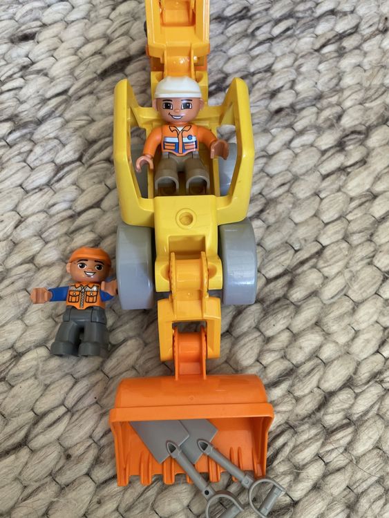 Duplo Jouets: Lego Duplo Baustelle mit Bagger und Figuren, Top Zustand! – D'occasion à Männedorf par Dorrii85 2