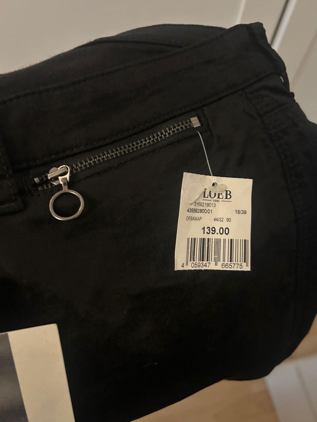 Hosen: Damen MAG Samt Hose 44/32 – Neu und originalverpackt aus Biel/Bienne von MariMari05 2