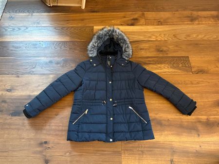 Winterjacke Damen dunkelblau mit Kapuze Grösse 46