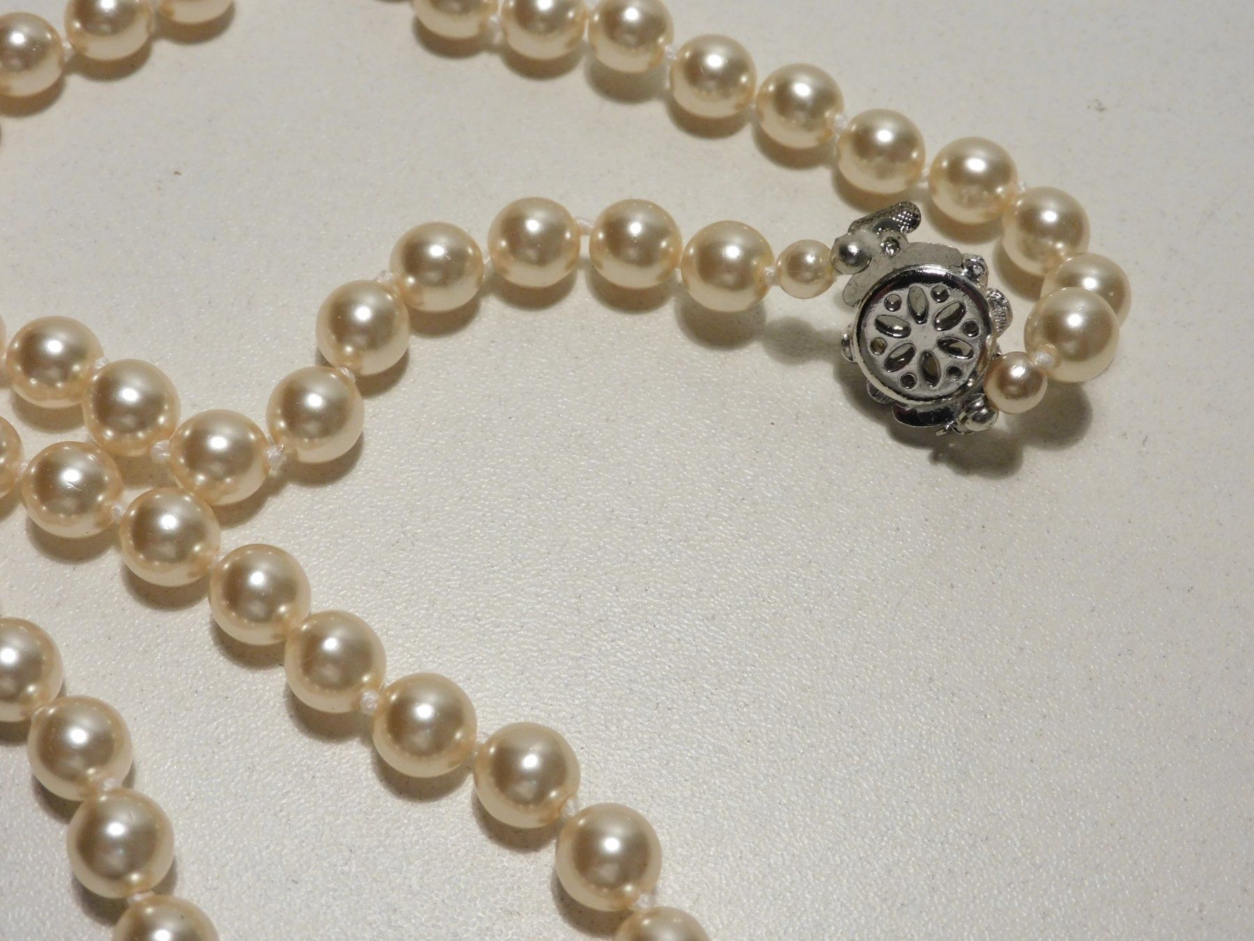 Catenine: Perlenkette Halskette Schmuck – Usato da Sursee venduto da 76 7