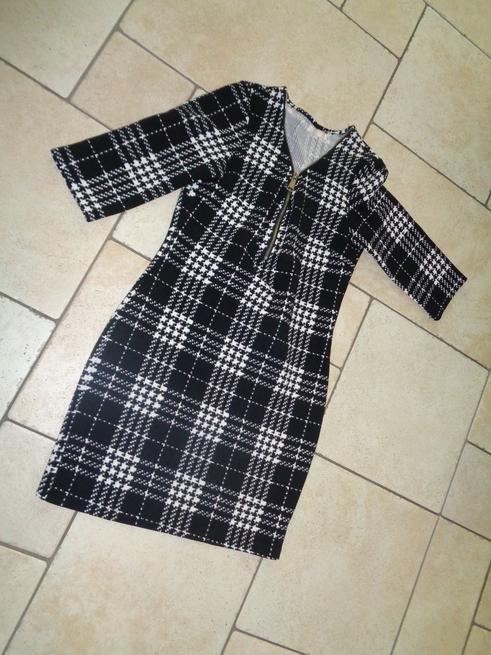 Robes: Kleid  Grösse S – D'occasion à Kreuzlingen par Robi-2003