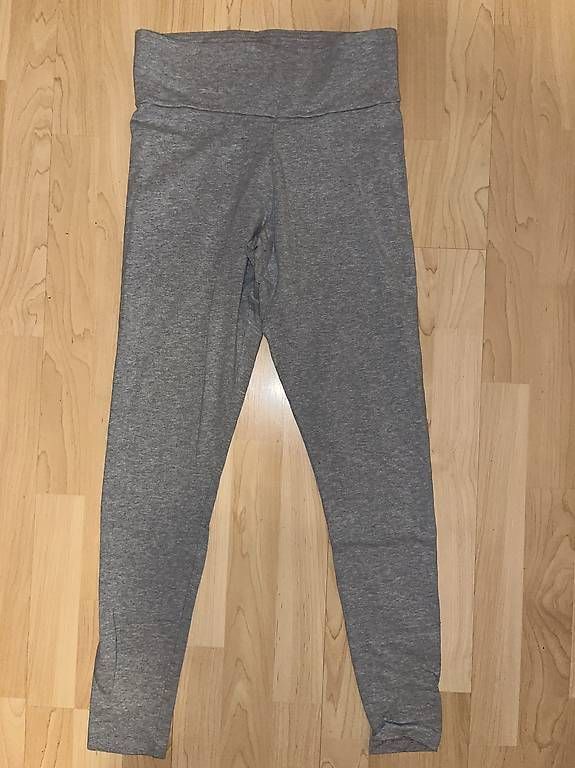 Leggings: Sportleggins Adidas M – Usato da Bern venduto da Ginocchi 1