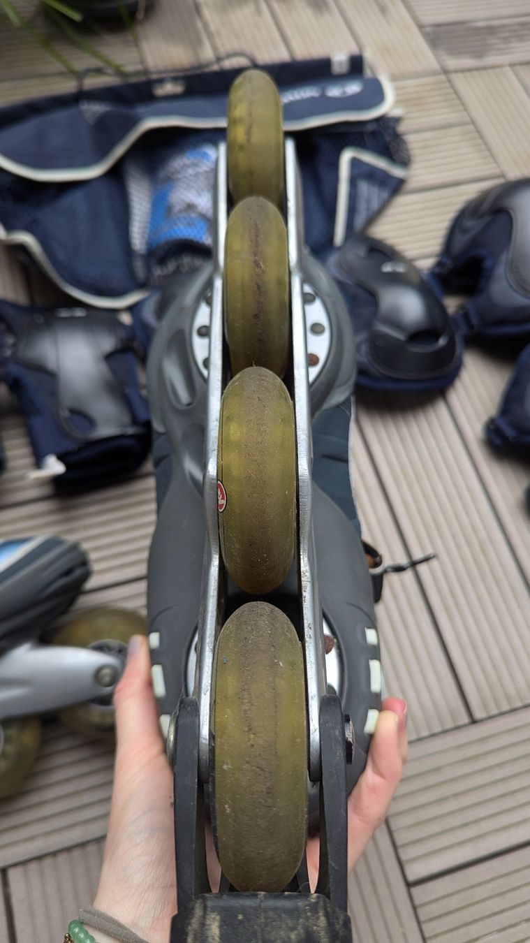 K2 Pattini in linea & Pattini a rotelle: Rollerblades K2 EU 40.5  inklusive Schonerset M – Usato da Belp venduto da Sunny132 7