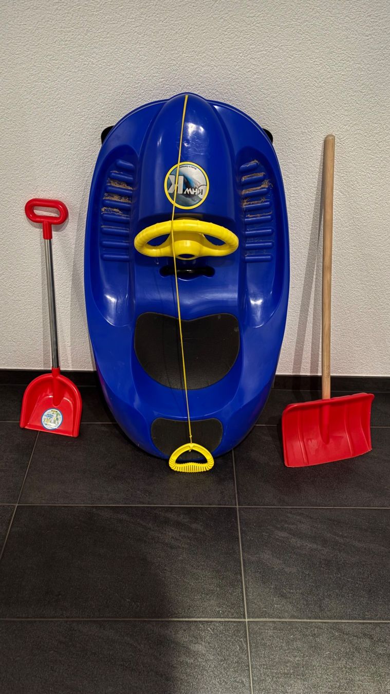 Slitta: Schlitten und Schaufeln – Usato da Fislisbach venduto da tom_hard