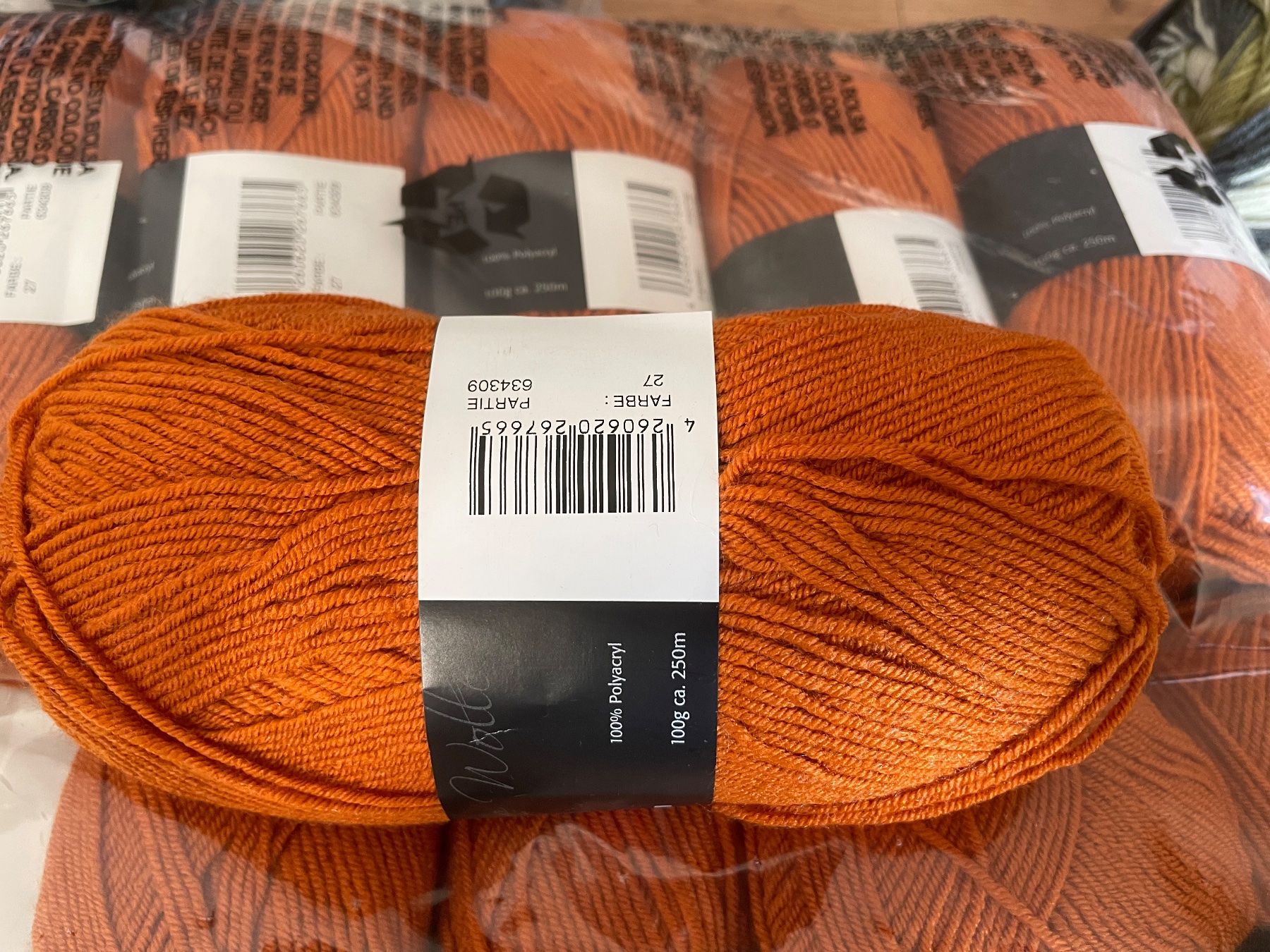 Lana: 1Knäuel Pro Lana Deluxe 100 – Nuovo (secondo la descrizione) da Büsserach venduto da bor_s88m 1
