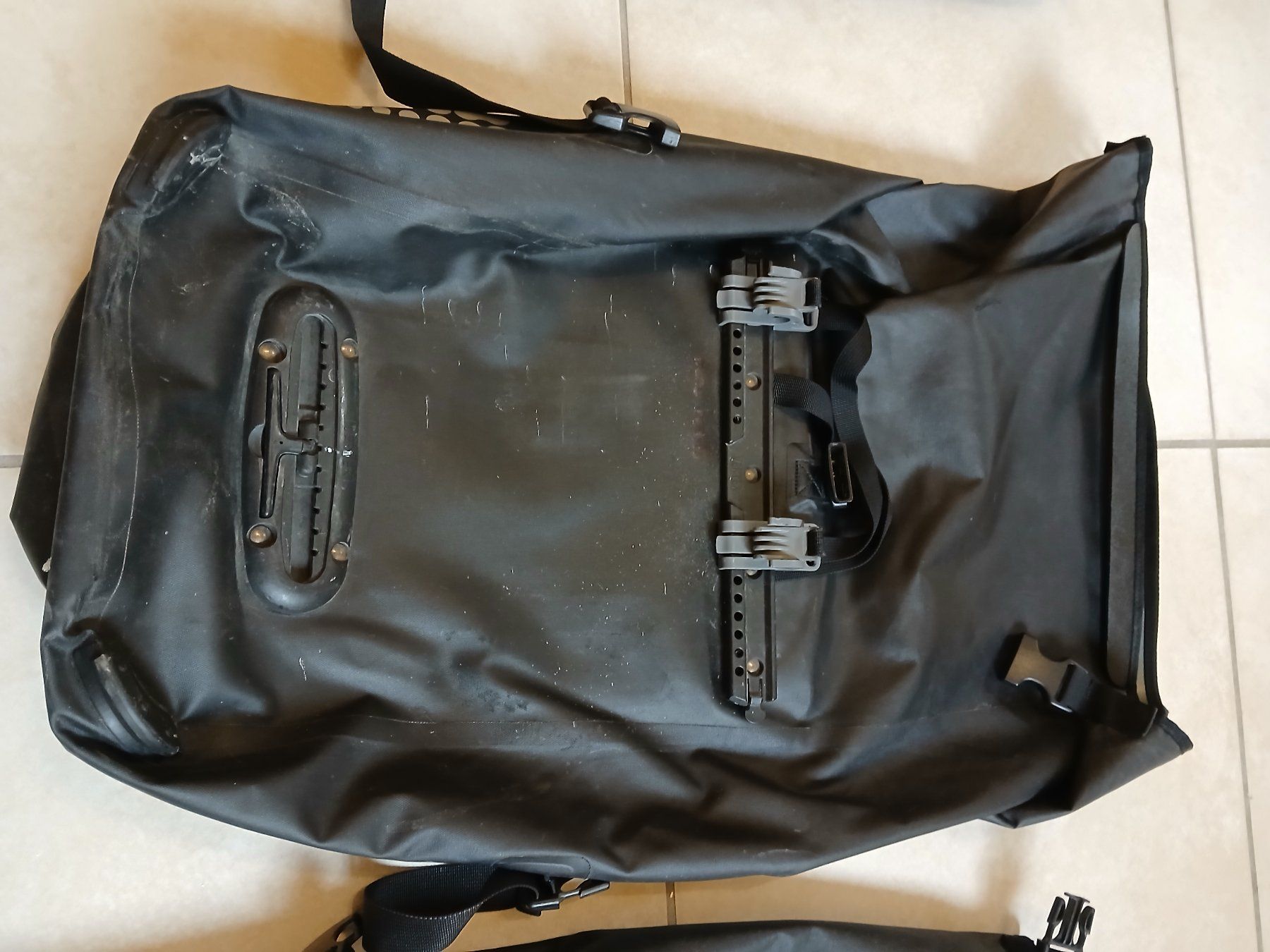 Borse: Gepäcktaschen – Difettoso da Uznach venduto da ariba02 5