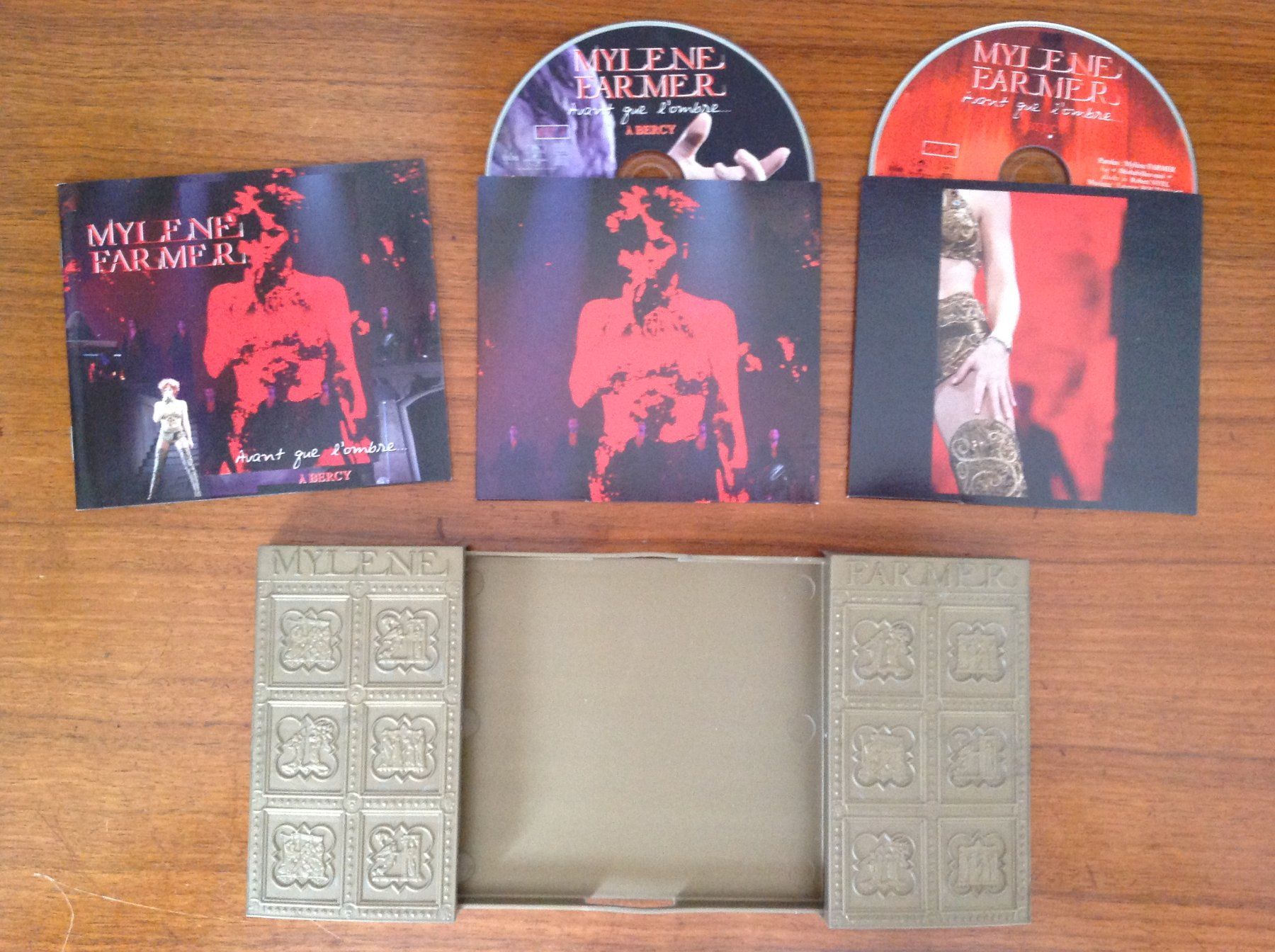 CD: CD - Mylene Farmer - live à Bercy - coffret plastique – Usato da Vuiteboeuf venduto da broticaire