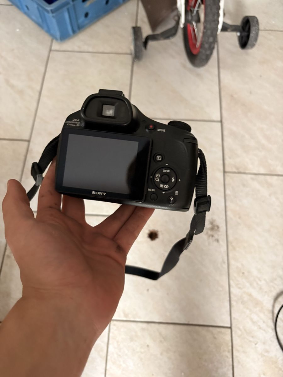 Sony Appareil photo: Digitalkamera Sony  – D'occasion à Kirchberg BE par Tim_187 1