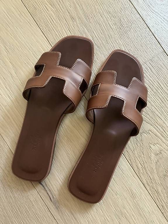 Damenschuhe: Hermès Oran 37.5 – Gebraucht aus Savigny von stestuz