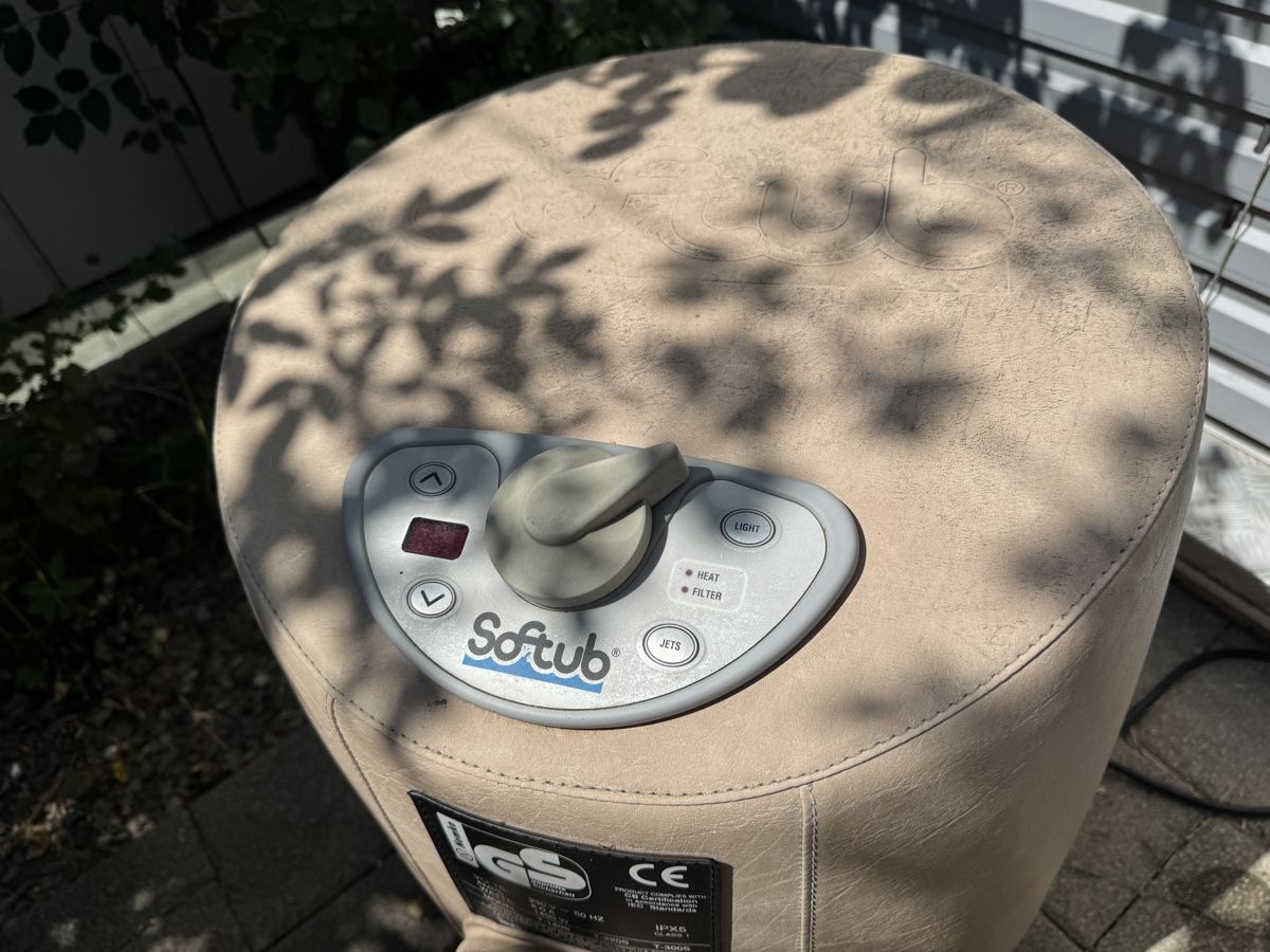 Softub Whirlpool: Softub Whirlpool Typ Ressort 200 cm – Gebraucht aus Ittigen von Dedo07 4