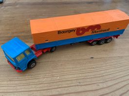 Modellfahrzeuge:  Aufleger-Lastwagen für Stückgut Majorette