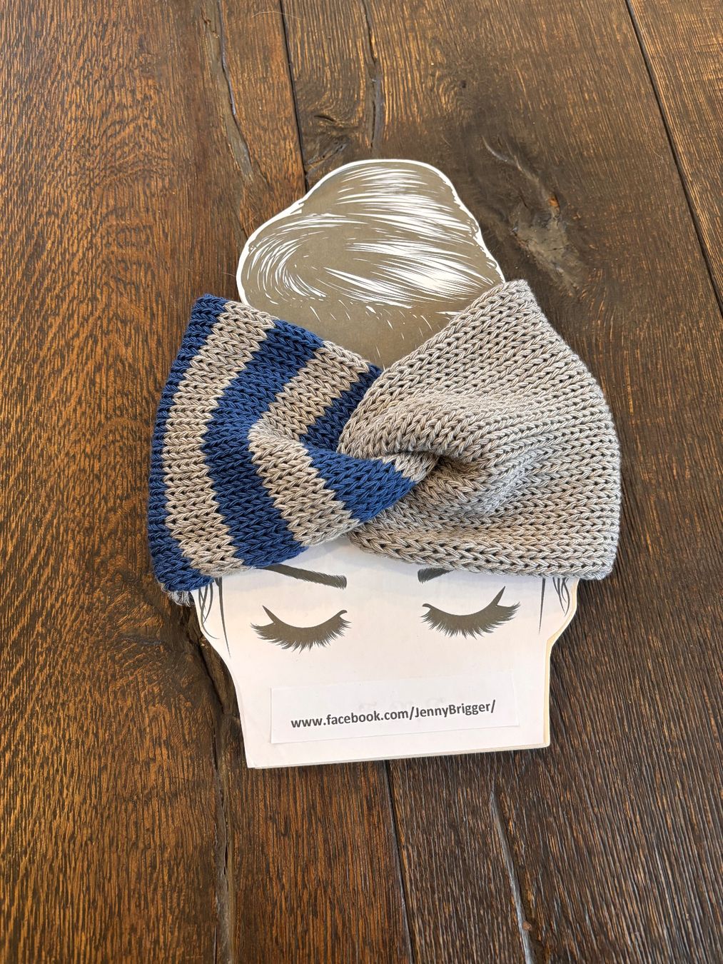 Copricapi, berretti & cappellini: Stirnband doppelt gestrickt Handmade – Nuovo (secondo la descrizione) da St. Niklaus VS venduto da loumonrohandmade 1