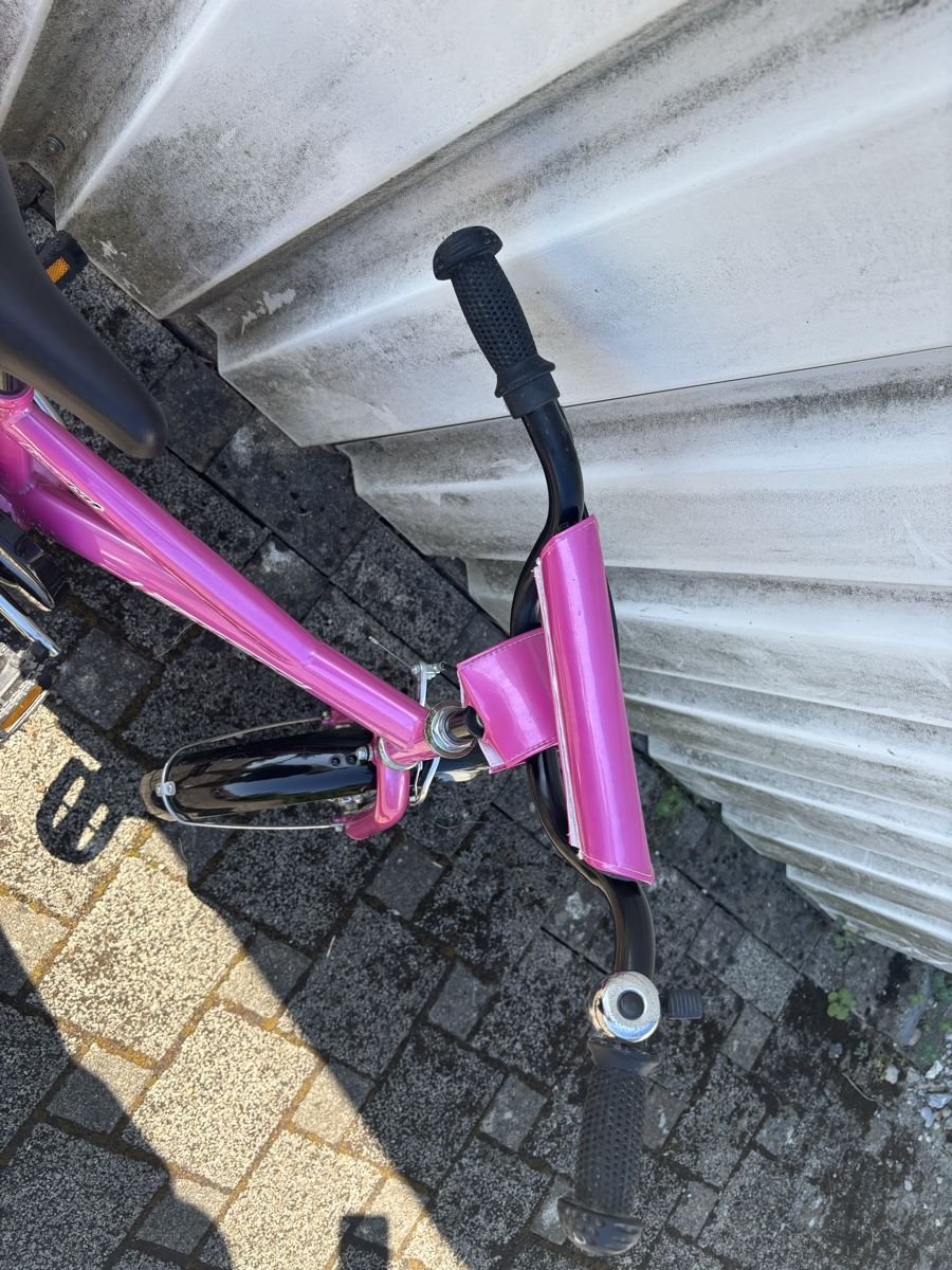 Leopard Biciclette: Kinder Velo Leopard Pink 16 Zoll gebraucht – Usato da Oberuzwil venduto da def7miri 4