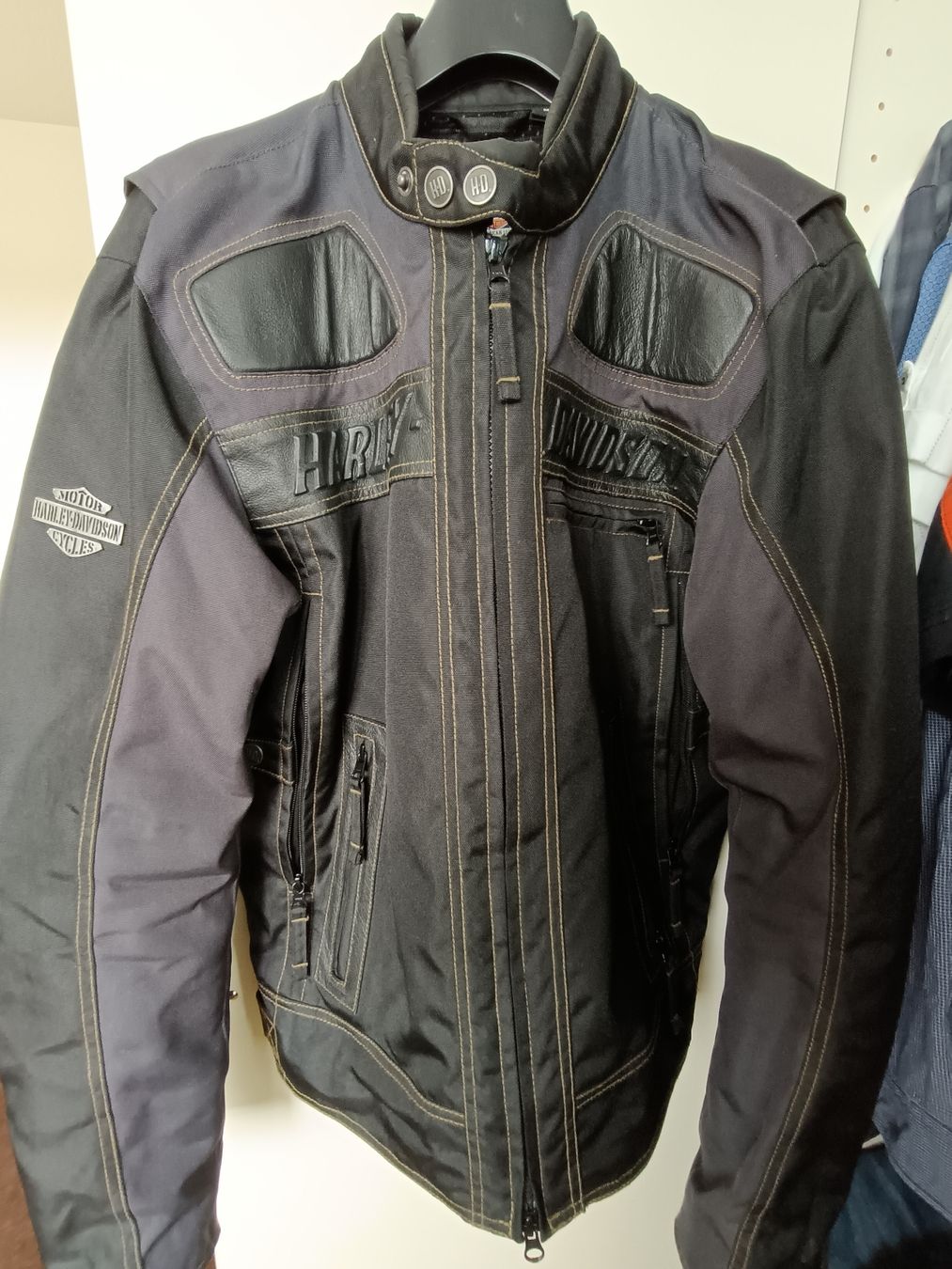 Giacche: Motorrad Jacke Harley Davidson – Usato da Bülach venduto da Sacro 1