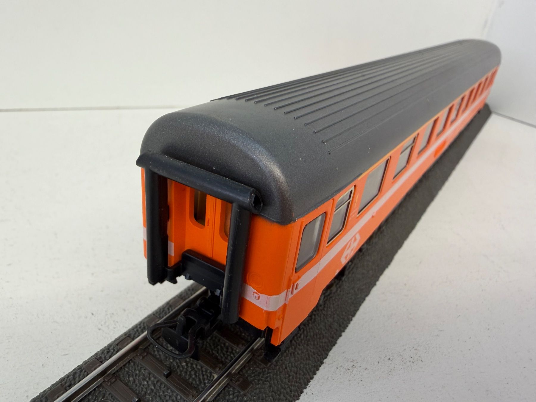 Märklin Modellini di ferrovie: Märklin SBB Eurofima Abteilungswagen – Usato da Büsserach venduto da ModellbahnDepot 4