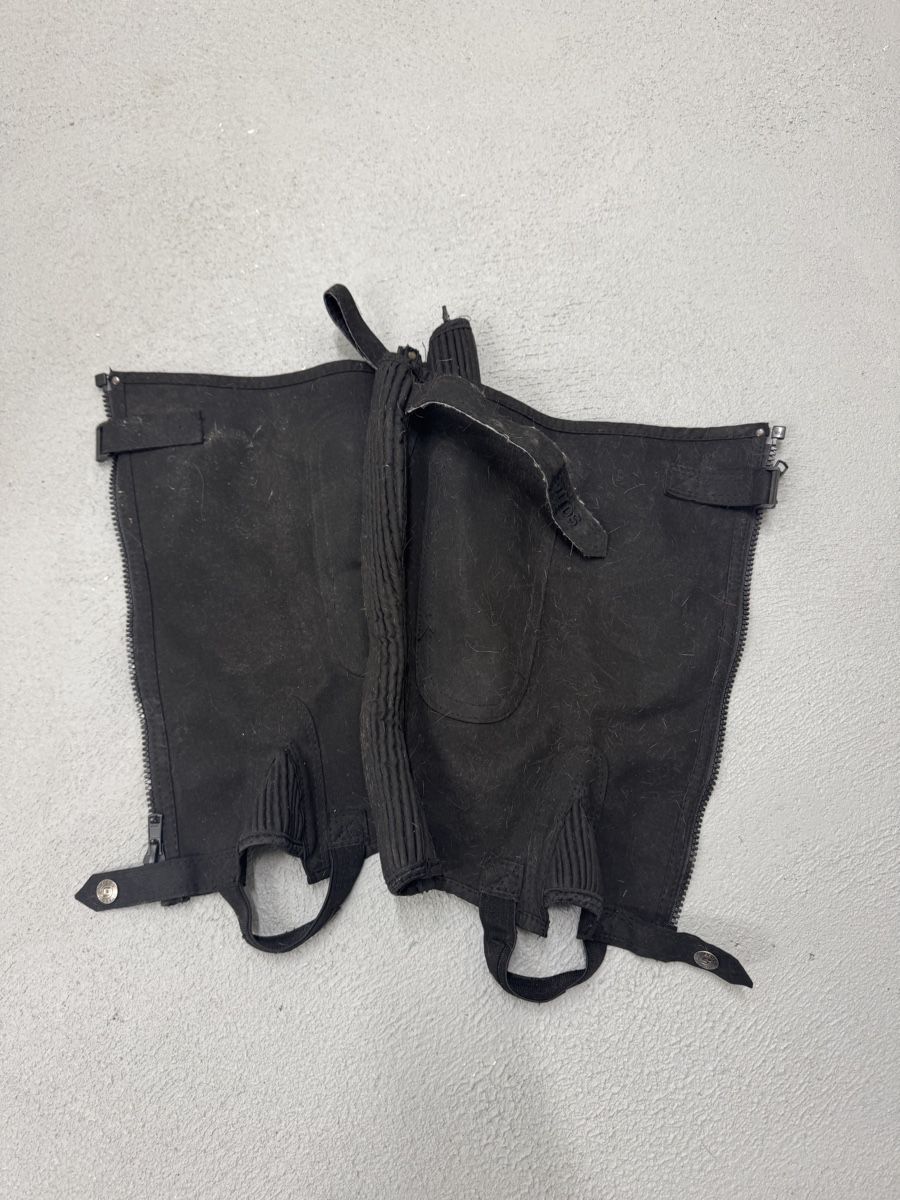 Stinchiere & Fasciature: Schwarze Reitstiefel-Chaps Steeds – Usato da Frauenfeld venduto da reb_sy9k