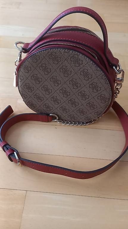Taschen für Damen: GUESS VIKKY CROSSBODY BAG – Gebraucht aus Allschwil von Camy061 3