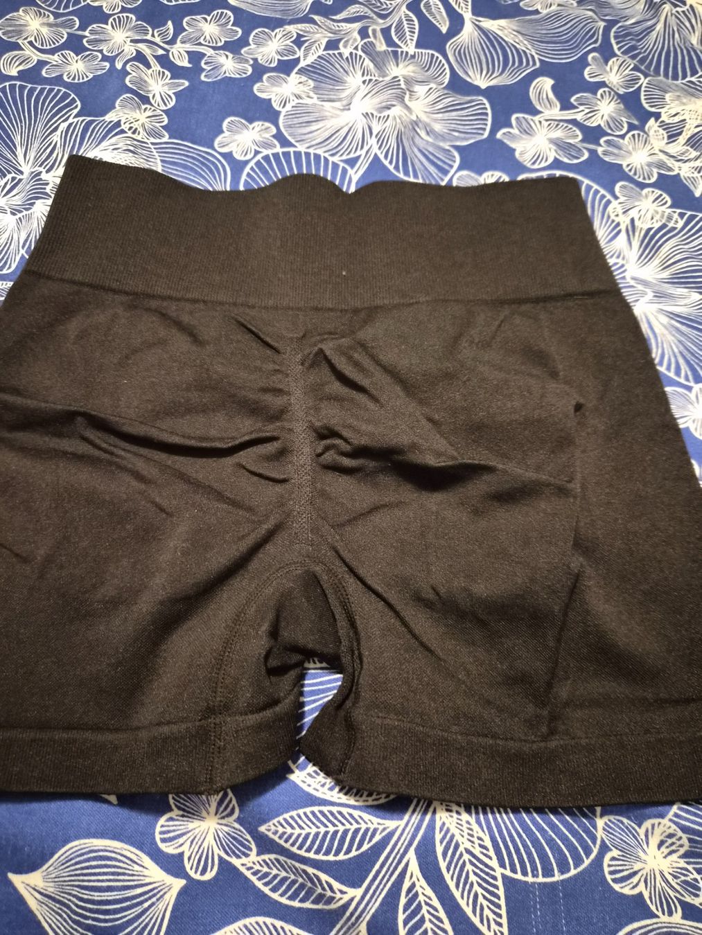 Leggings: GYM SHORTS GR S – Nuovo (secondo la descrizione) da Dietikon venduto da Eleda 1