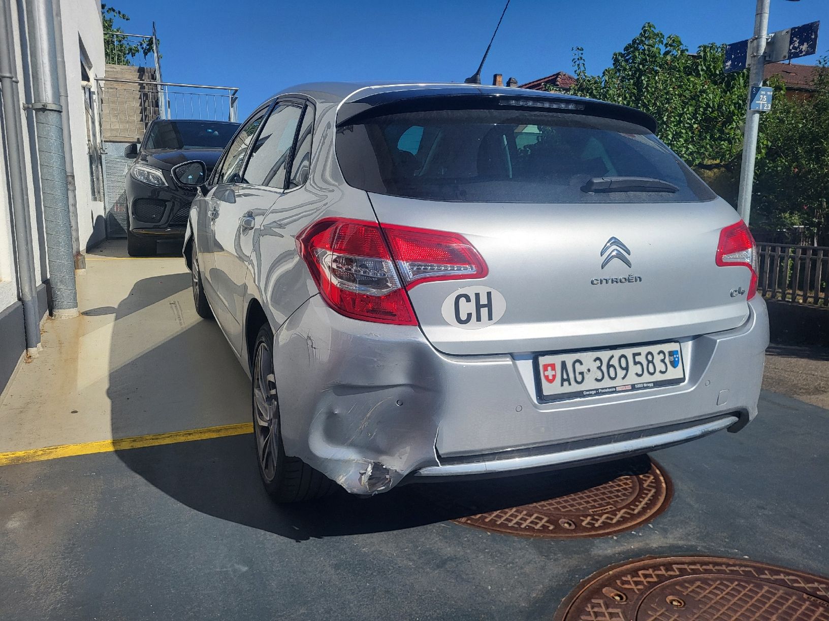 Citroën Autos: Citroen C4 1.6i für Export – Defekt aus Brugg AG von AmGleis-5200 6