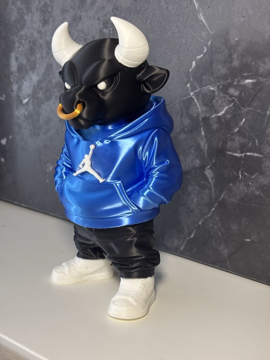 Figuren: Statua Toro Jordan – Gebraucht aus Chiasso von cra_q5rf 2