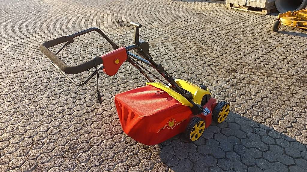 Attrezzi per la lavorazione del suolo: Vertikutierer Wolf Garten VA 346 E – Usato da Gümmenen venduto da HTTechnik 2