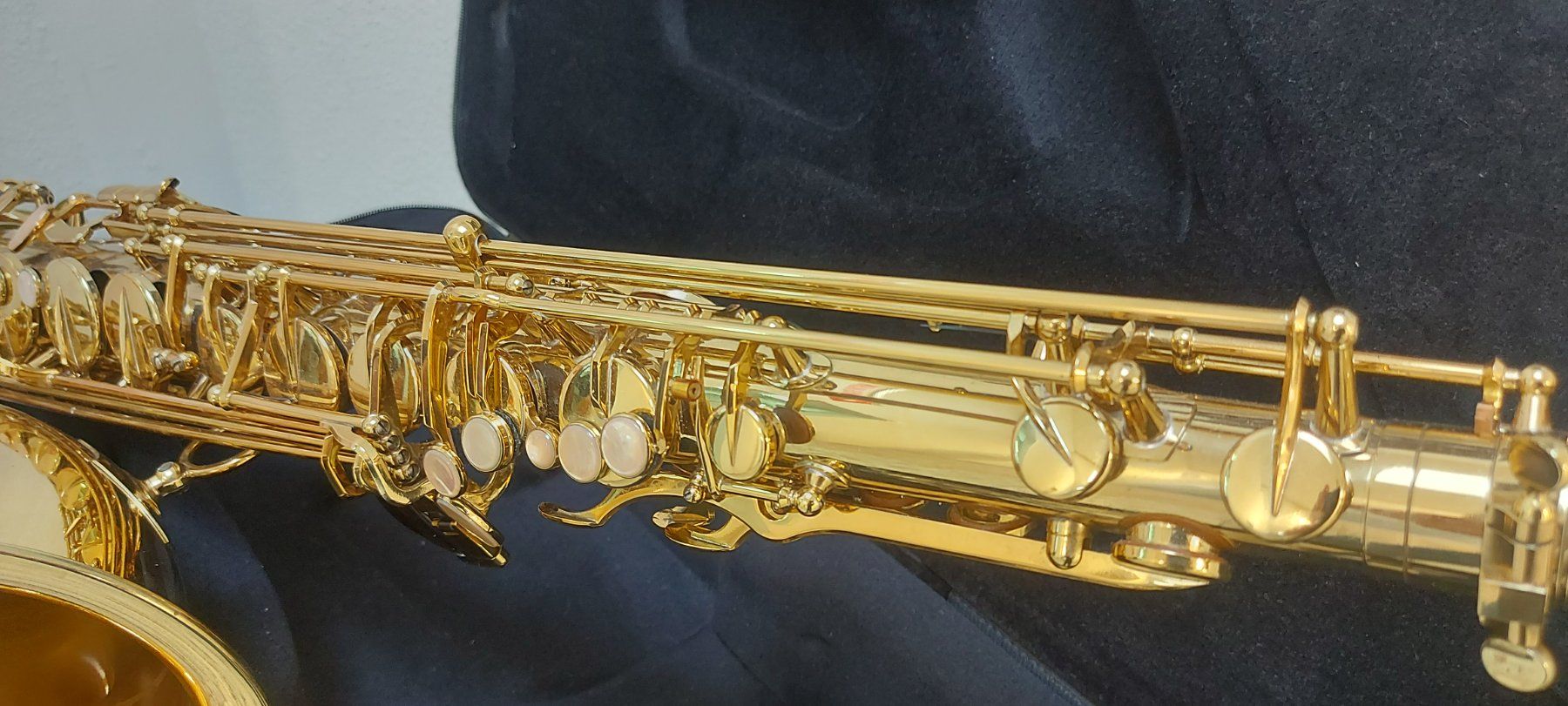 Selmer Strumenti musicali: Selmer Reference 54 Tenor Saxophone gold lacquer engraved – Usato da Glattbrugg venduto da Swissmusik 8