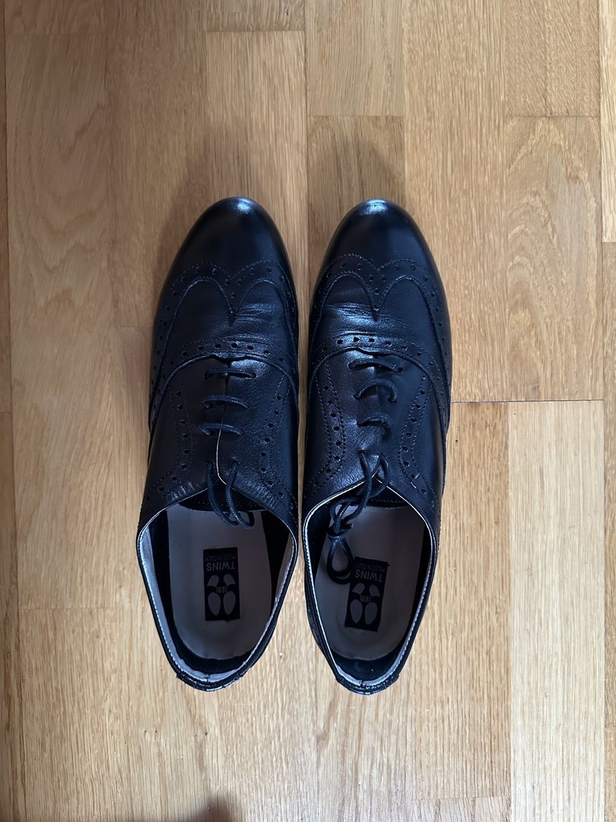 Scarpe da donna: Scarpe in vera pelle TWINS – Usato da Cadempino venduto da _cm