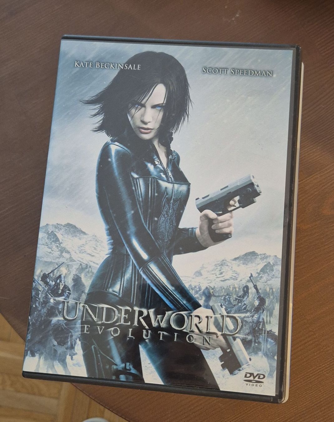 Tous les DVDs: DVD Underworld Evolution guter Zustand – D'occasion à Birsfelden par Lexxi28