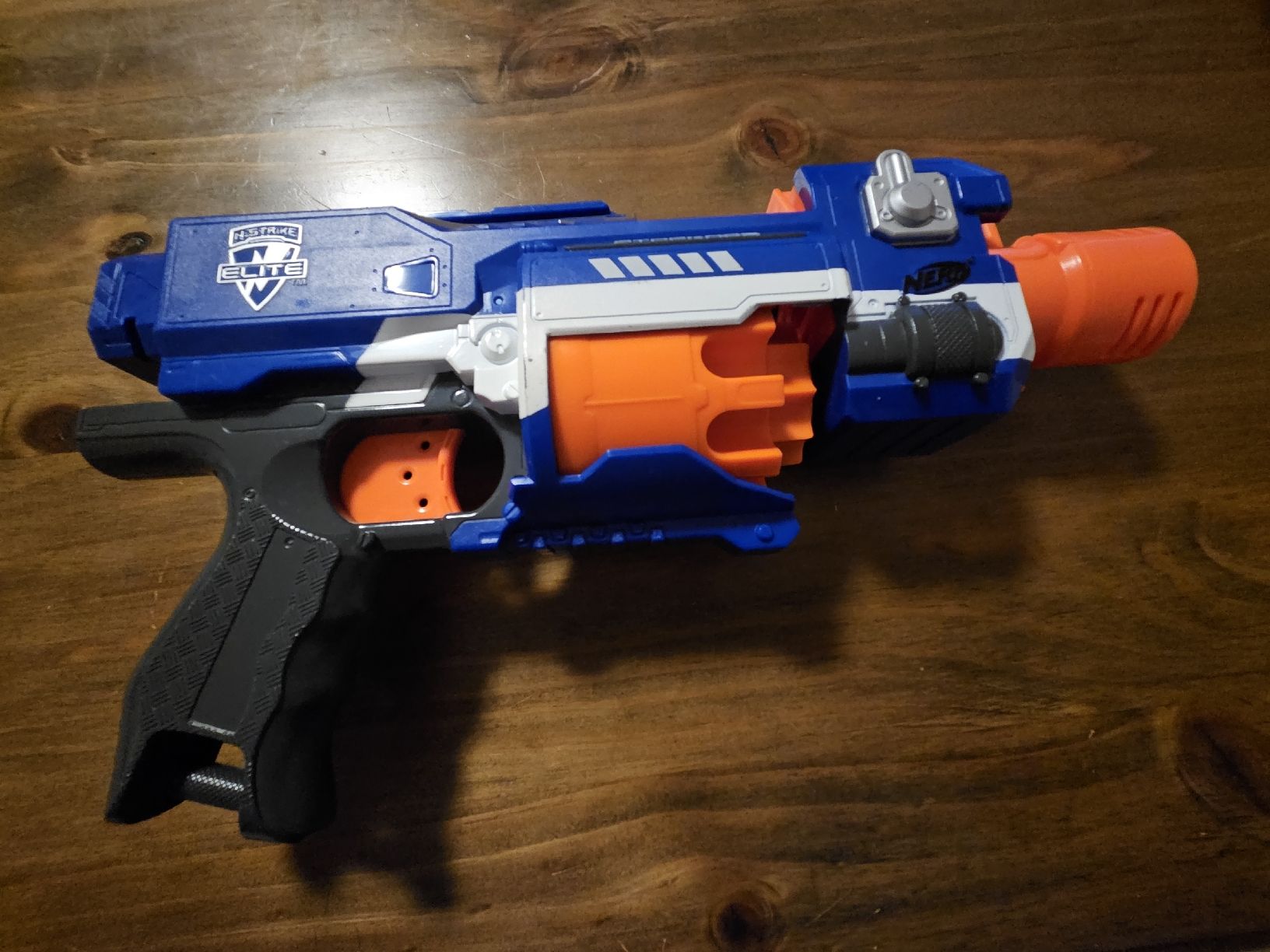 Nerf Giocattoli: Nerf N-Strike Elite Stockade - Excellent état ! – Usato da Delémont venduto da bor_glm7 2