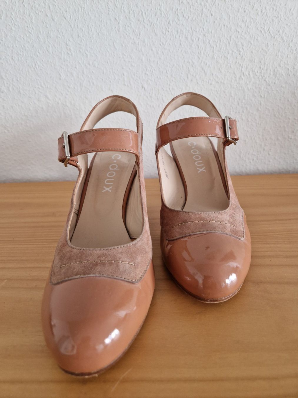 Scarpe da donna: Pumps – Usato da Luzern venduto da kzu_8qsg 1