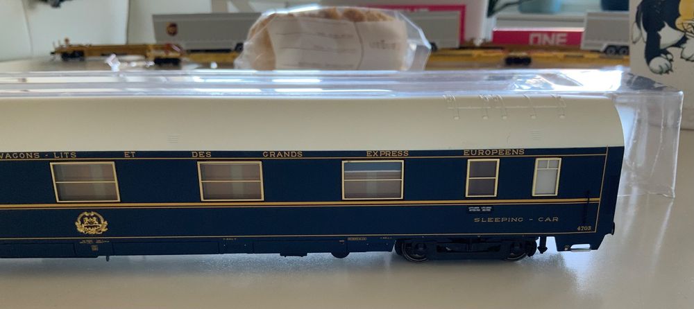 3x voitures «Train Bleu», 1 fourgon et 2 Lx, ép. III - CIWL - HO 1/87