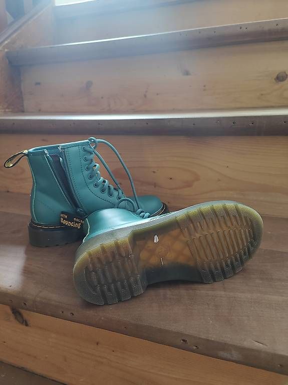 Scarpe per ragazzi: Dr. Martens Kinder Stiefel. Gr30 – Usato da Balzers venduto da Carolita199 1