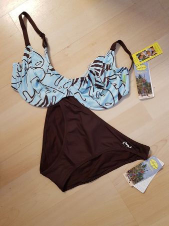 Bikini 36 C Beach Secret