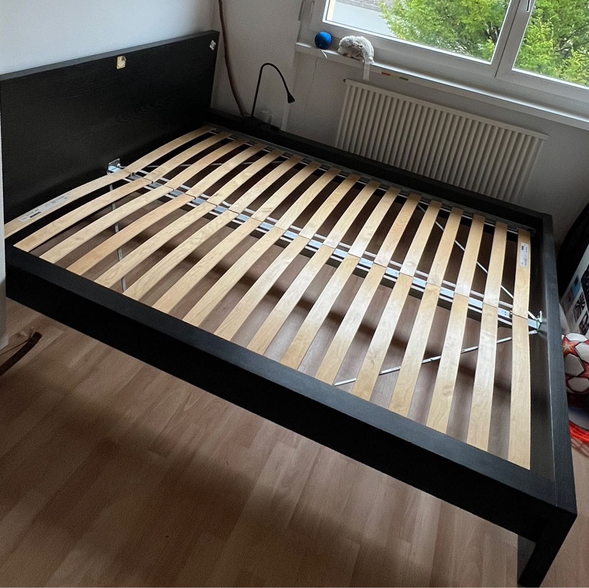Ikea Letti: Ikea Bett mit Rost – Usato da Bremgarten AG venduto da RaphaelKuechler01 2