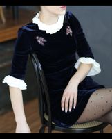 Sandro Samt Kleid mit Strickereien GrXS. Navy
