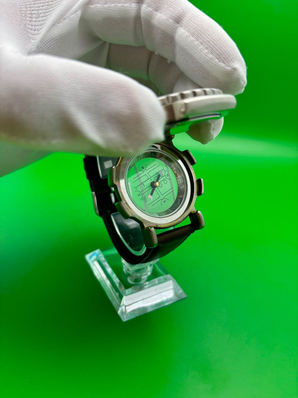 Montres: MARLBORO ADVENTURE TEAM KOMPASS-UHR – Défectueux à Rorschach par ZeitWerk.10 1