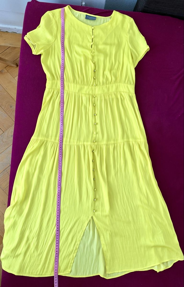 C&A Kleider: Robe fluide jaune – Neu (gemäss Beschreibung) aus Le Locle von tchanatakoua 5
