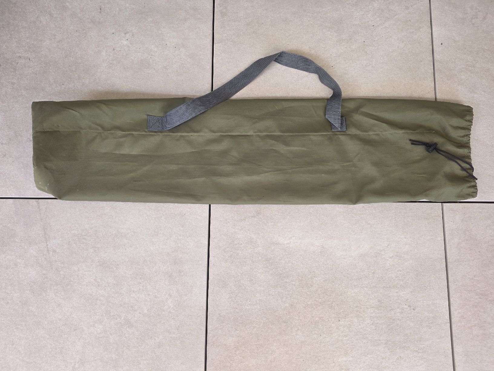 Tische: Foldable Camping Table – Gebraucht aus Hergiswil NW von luc_b5pz 4